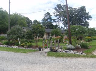 2967 Mill Point Rd, Hayes, VA 23072