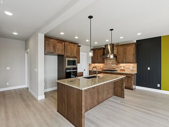 5th image of 15154 SW Flatcreek Ln #1