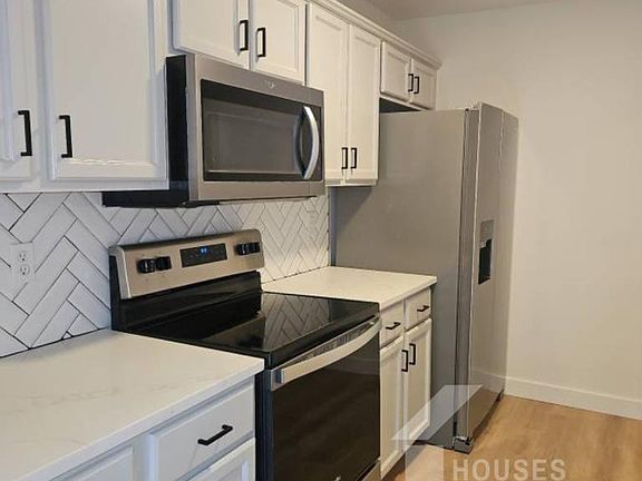 5th image of 69 Greensboro Ct