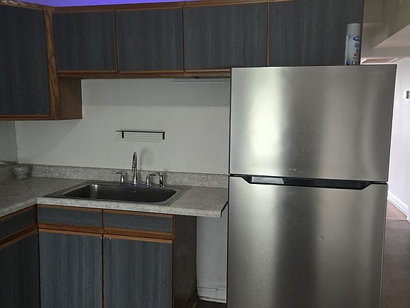 4th image of 4948 W School St APT 2