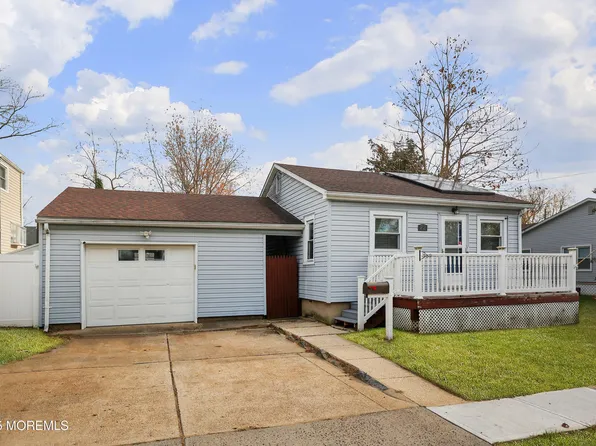 22 Carter Avenue, North Middletown, NJ 07748