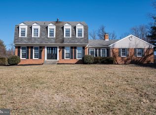 16505 Montecrest Ln, Gaithersburg, MD 20878