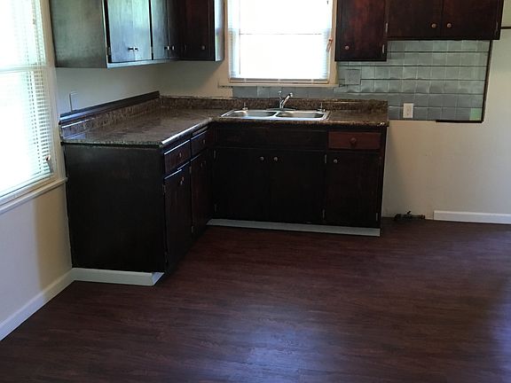 4th image of 3847 Orchard Dr