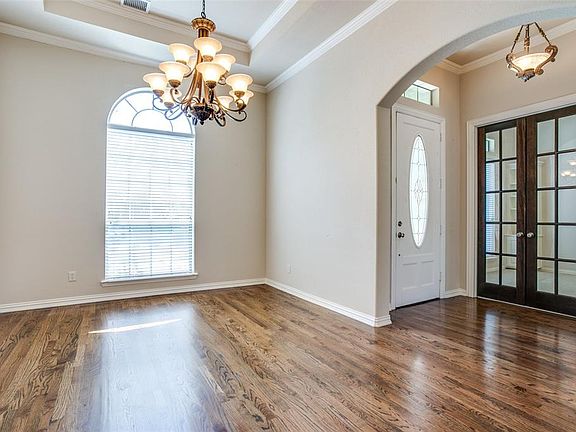 4th image of 3309 Bear Creek Dr