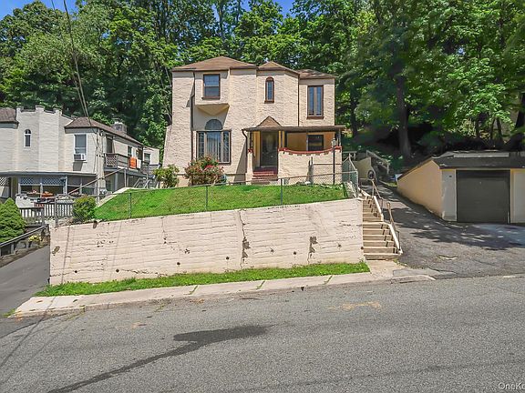3rd image of 61 Continental Place