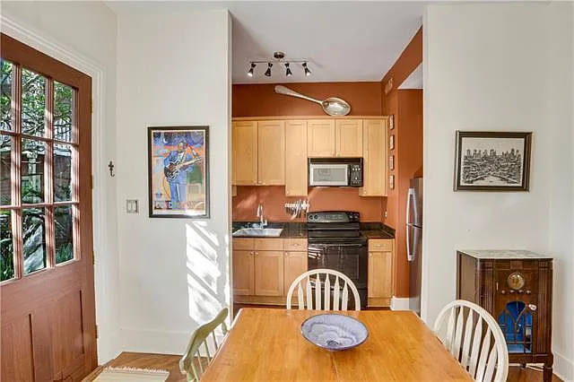 1122 Felicity St #4 — Photo 16
