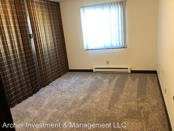 5th image of 3015 20th St S APT 201