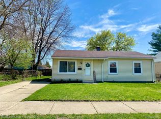 266 N Walnut St, Mount Clemens, MI
