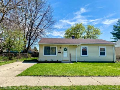 266 N Walnut St, Mount Clemens, MI, 48043