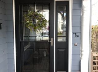 10 Youle St, Melrose, MA 02176