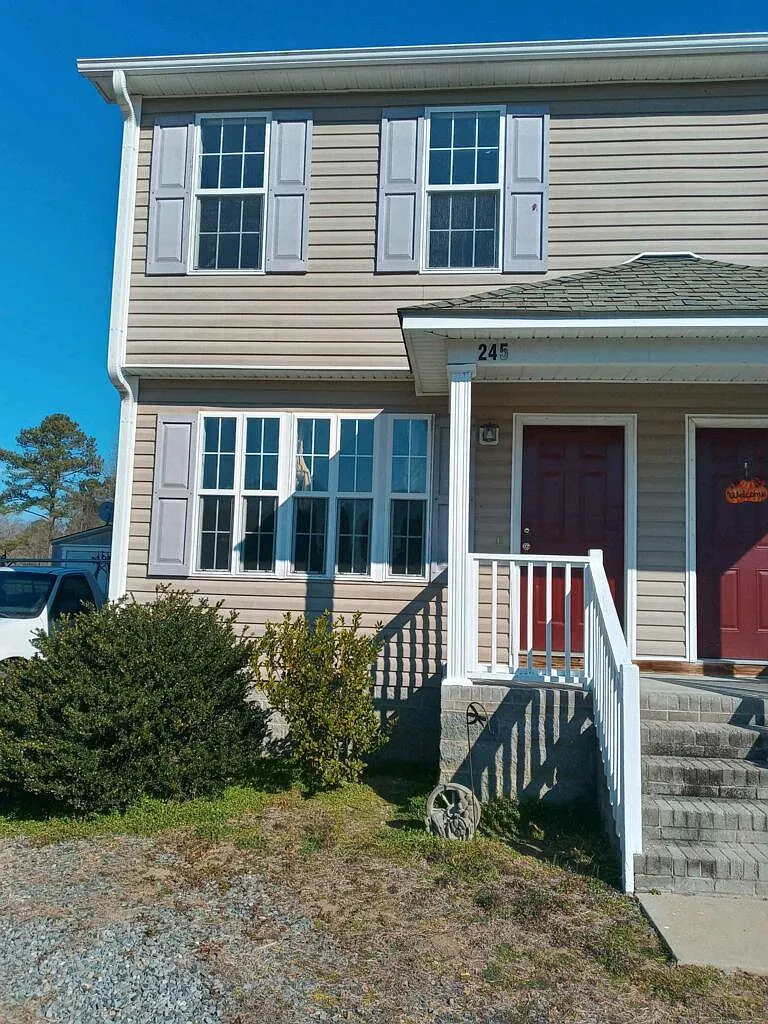245 Classic Cove Ct — Photo 1