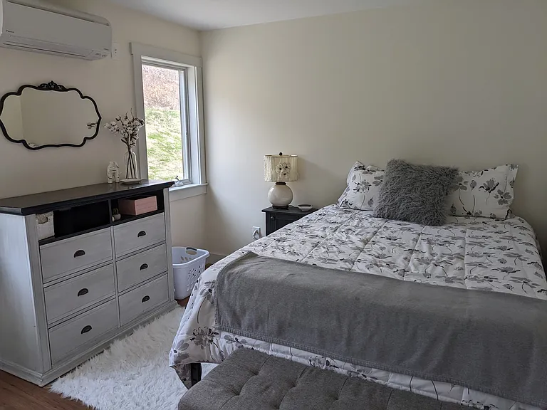 790 Poor Farm Rd — Photo 5