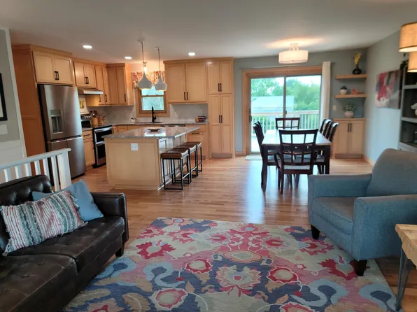 12558 Irish Ave N, Hugo, MN 55038