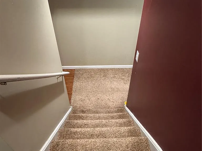 1081 Tudor Dr — Photo 30