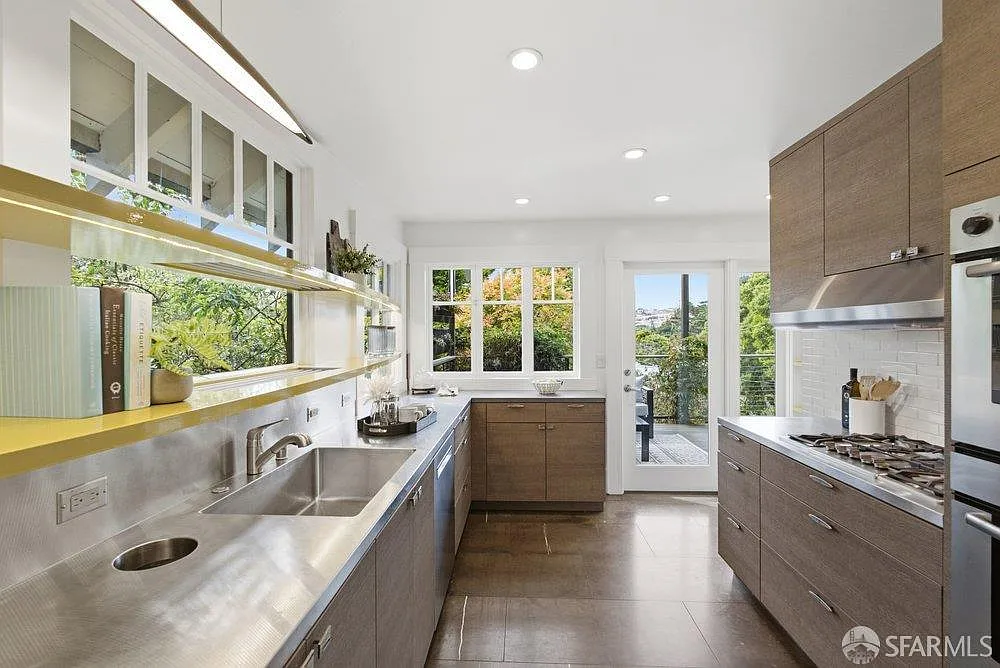885 Head St - Photo 9