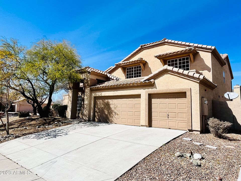 1st image of 718 W MUIRWOOD Drive