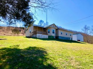 106 Middle Frk, Reedy, WV 25270