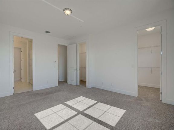 4th image of 5337 Sagan Ln