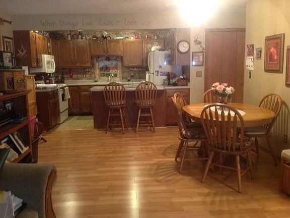 3rd image of 2501 26th Ave S APT 5