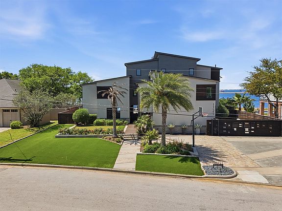 2nd image of 1721 Bayou Shore Dr