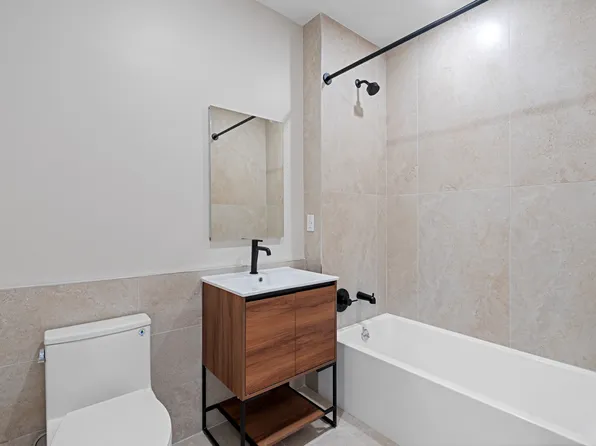 172-02 Hillside Avenue image 9 of 14