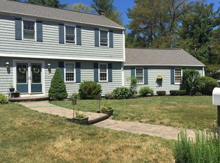 15 Roch Cir, Brockton, MA 02301