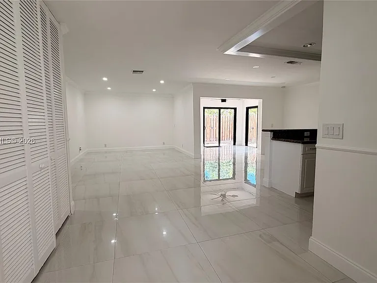 36 Chestnut Cir — Photo 4