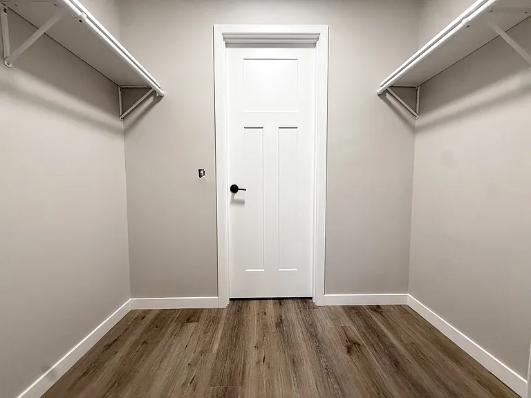 2060 Allen Blvd #20 — Photo 8