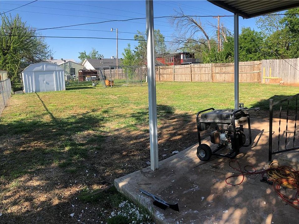 2nd image of 3925 Mallard Dr