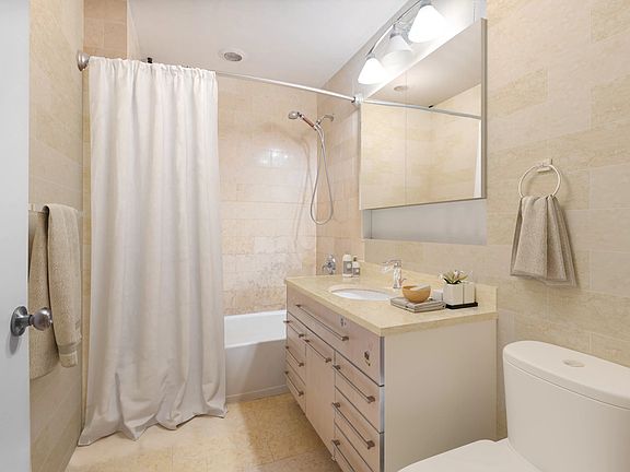 4th image of 143-20 Hoover Ave #505