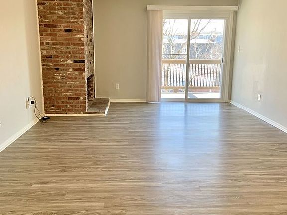3rd image of 3618 Warwick Blvd #1B