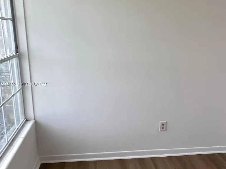 9761 W Heather Ln — Photo 17