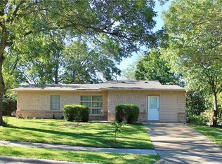 2606 Overland Dr, Farmers Branch, TX 75234