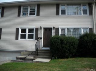 257 Jennings Rd, Fairfield, CT 06825