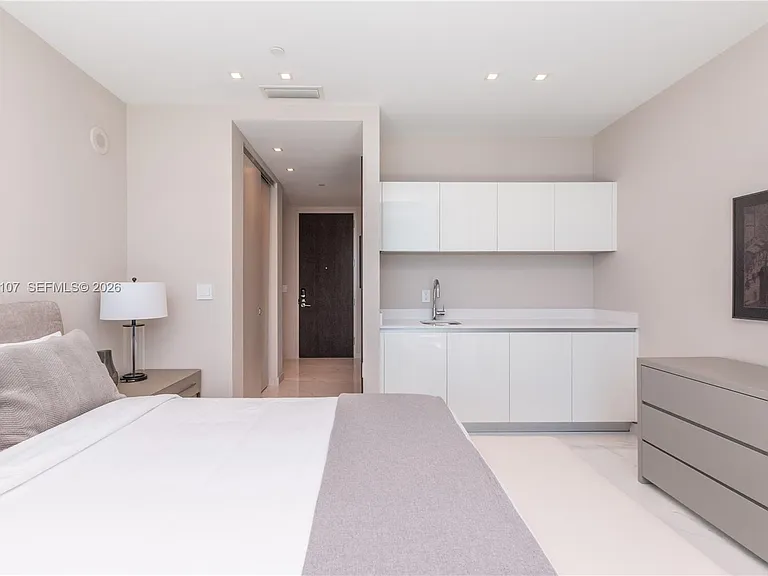 851 NE 1st Ave #Penthouse 4611-4611 — Photo 63