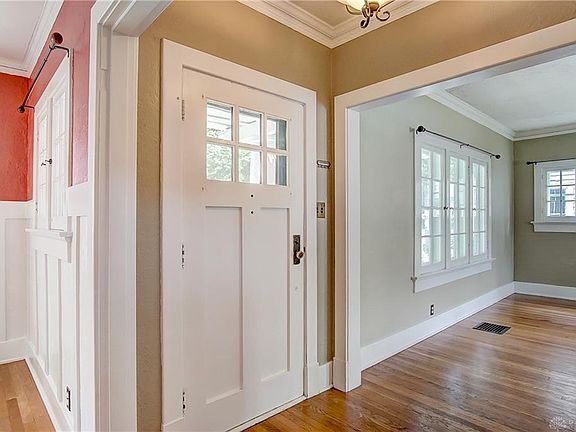 4th image of 11 Wisteria Dr