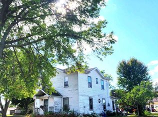 1206 Church St, Boscobel, WI 53805