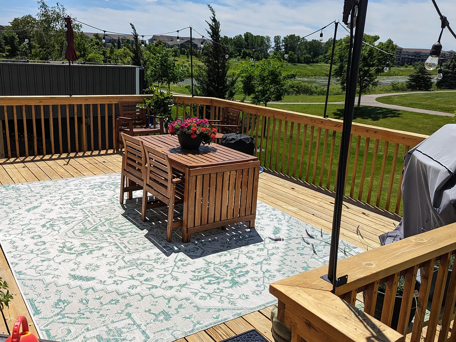 4 bed, 3.5 bath, 2768 sqft, $2,890 — Photo 3