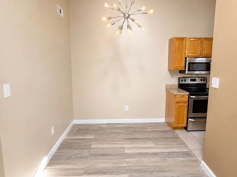 5630 Summit Arch #202 — Photo 4