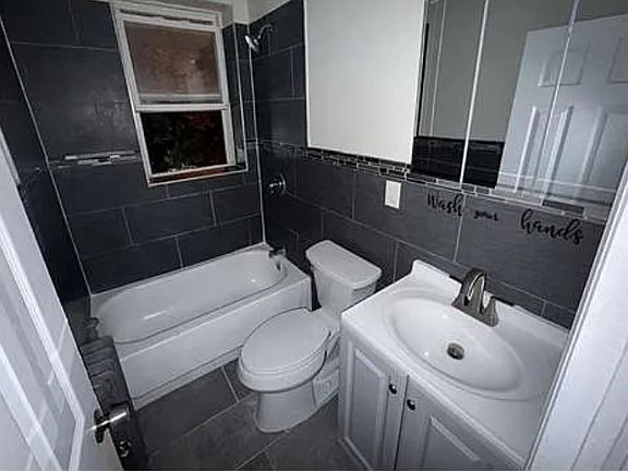 3rd image of 64 4th Ave #52-64-23