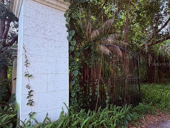 5th image of 10984 Park Ridge Gotha Rd #6