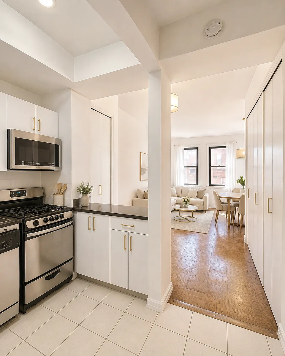 Building Photo - 235 W 22nd St #6O