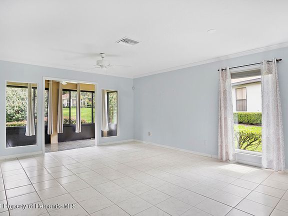 3rd image of 5995 W Croyden Cir
