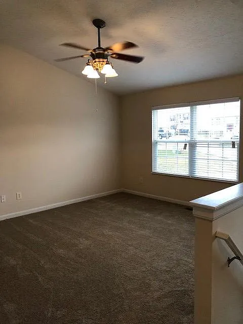 3 bed, 1540 sqft, $1,925 — Photo 4