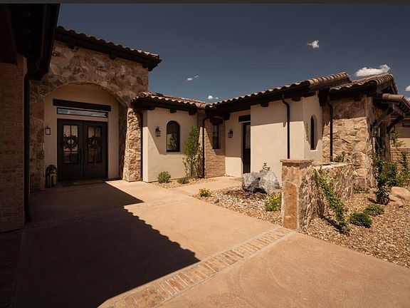 2nd image of 115 S Rancho