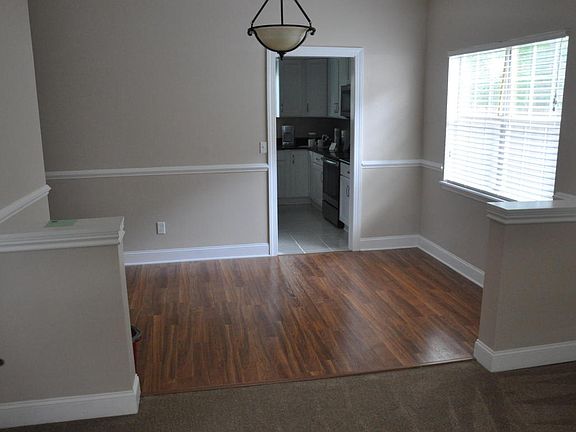 4th image of 119 Hartley Hall Ct