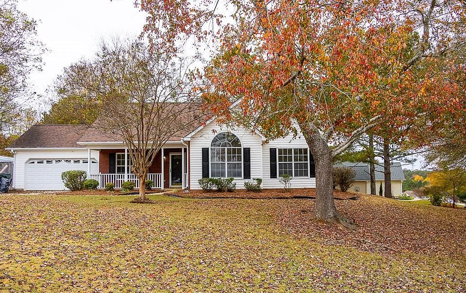 1st image of 502 Cambridge Way