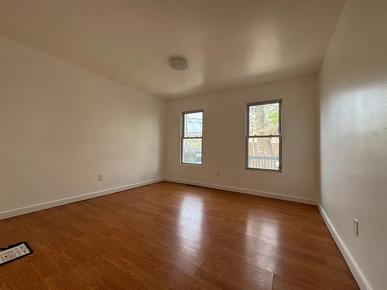 73 Main St #1A — Photo 4
