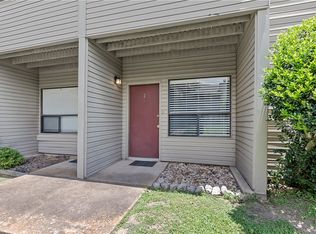 1900 Dartmouth St APT I2, College Station, TX 77840