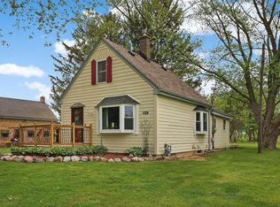 9441 River Rd, Pleasant Prairie, WI 53158